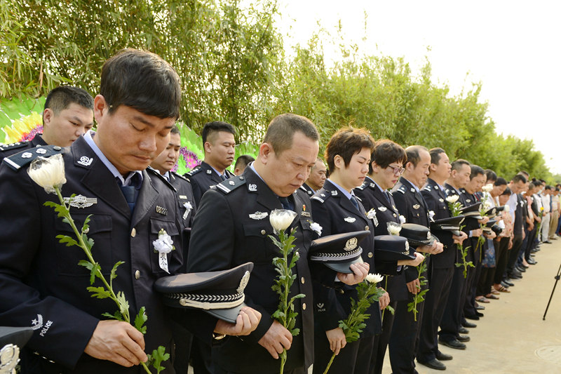 儿子当天生日,符策钧"失约"了